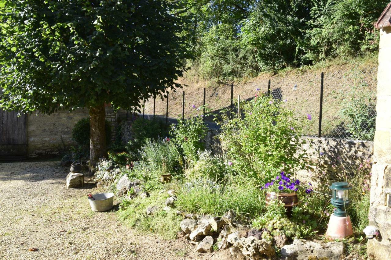 La Chabotine Bed & Breakfast Allas-Les-Mines Exterior photo